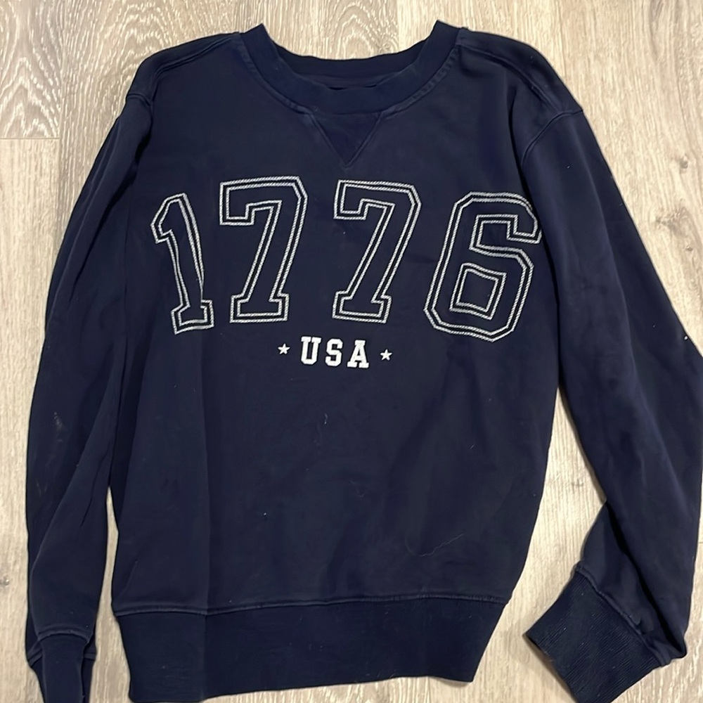 Navy, USA sweatshirtshirt, lightweight.